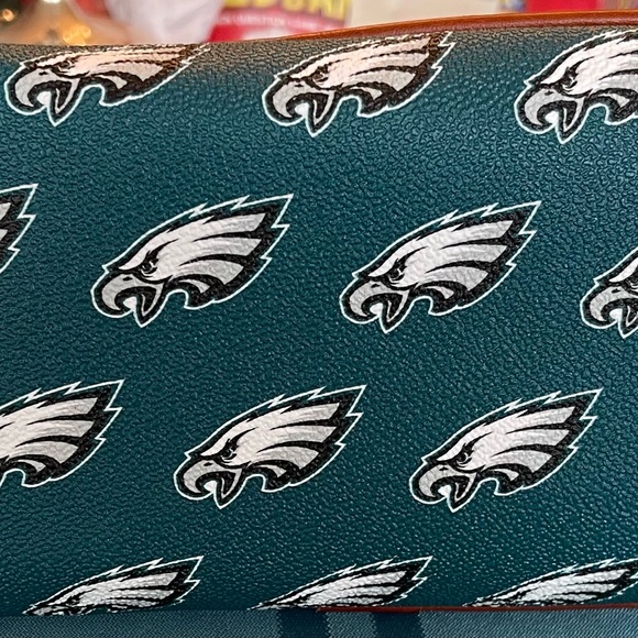 Dooney & Bourke Green and Brown Satchel - Picture 4 of 7